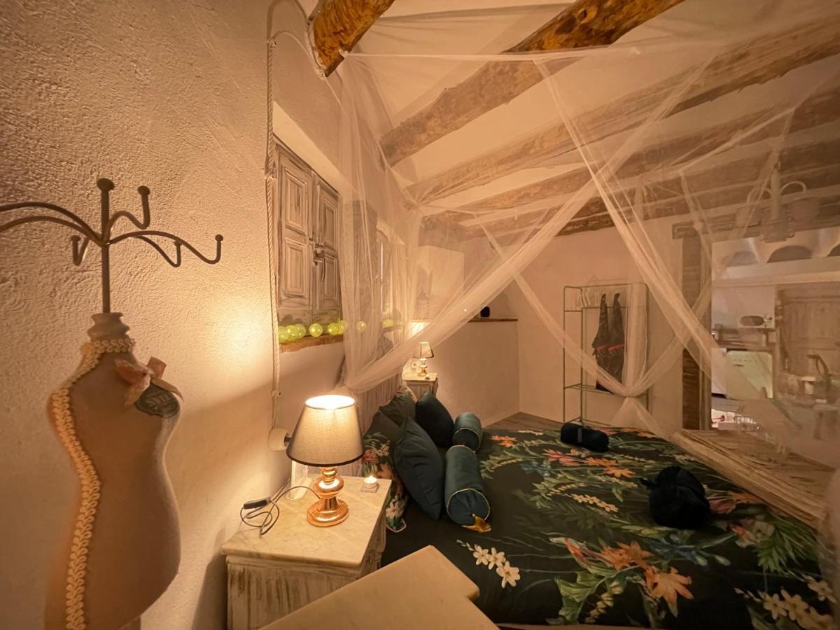 El Secret De La Llegenda El Drac Apartman Vilaverd Kültér fotó